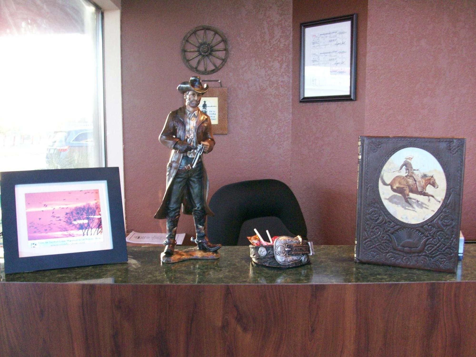 Western Inn South カーニー エクステリア 写真